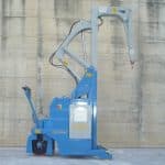 Mold lifting machine with capacity up to 2.000 kg.
