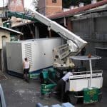 Mini crane For lifting loads up to 25.000 kg.