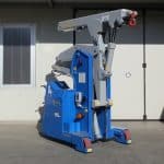 For handling molds in the tire production sector.