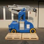 Mini crane For lifting loads up to 5.000 kg.