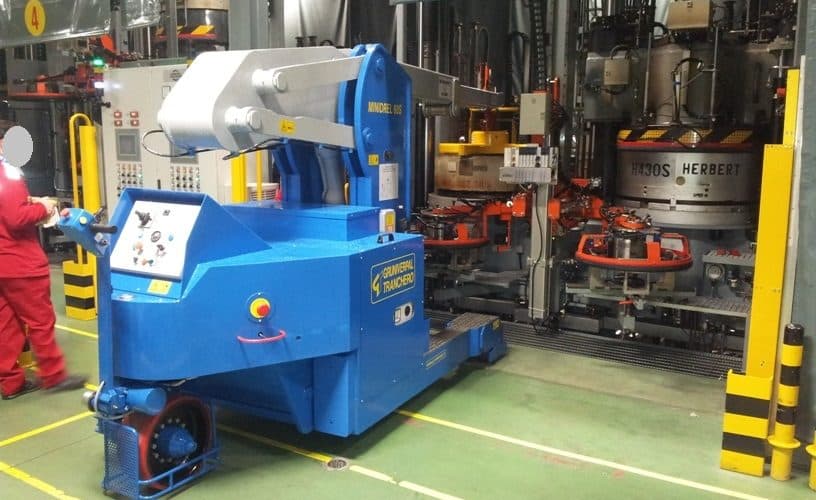 Grúa eléctrica para moldes neumáticos Minidrel 60S_ARR