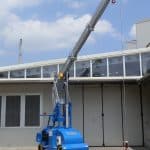 Mini crane For lifting loads up to 6.500 kg.