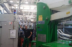 Grúas para prensas con fuerza de cierre hasta 7.500 kg.